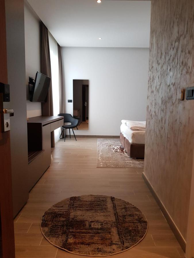 My Hotel プリズレン エクステリア 写真
