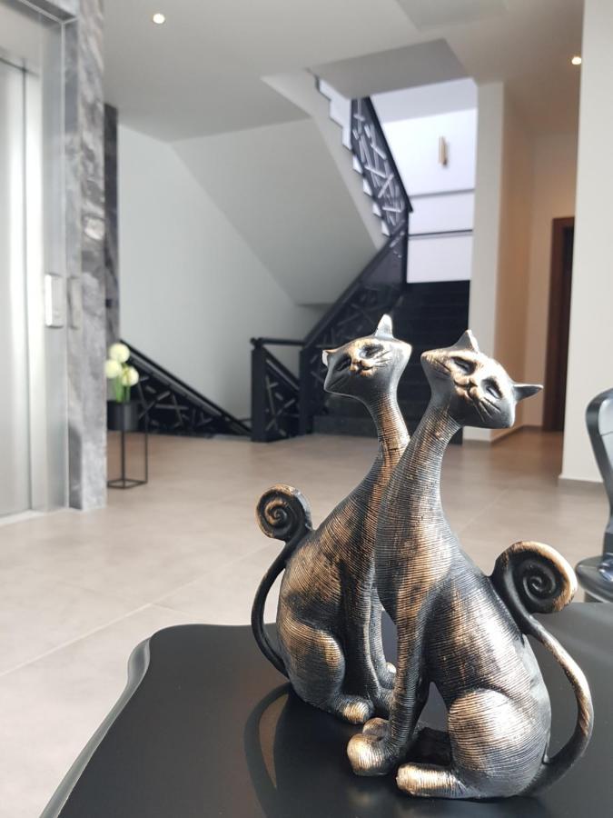 My Hotel プリズレン エクステリア 写真