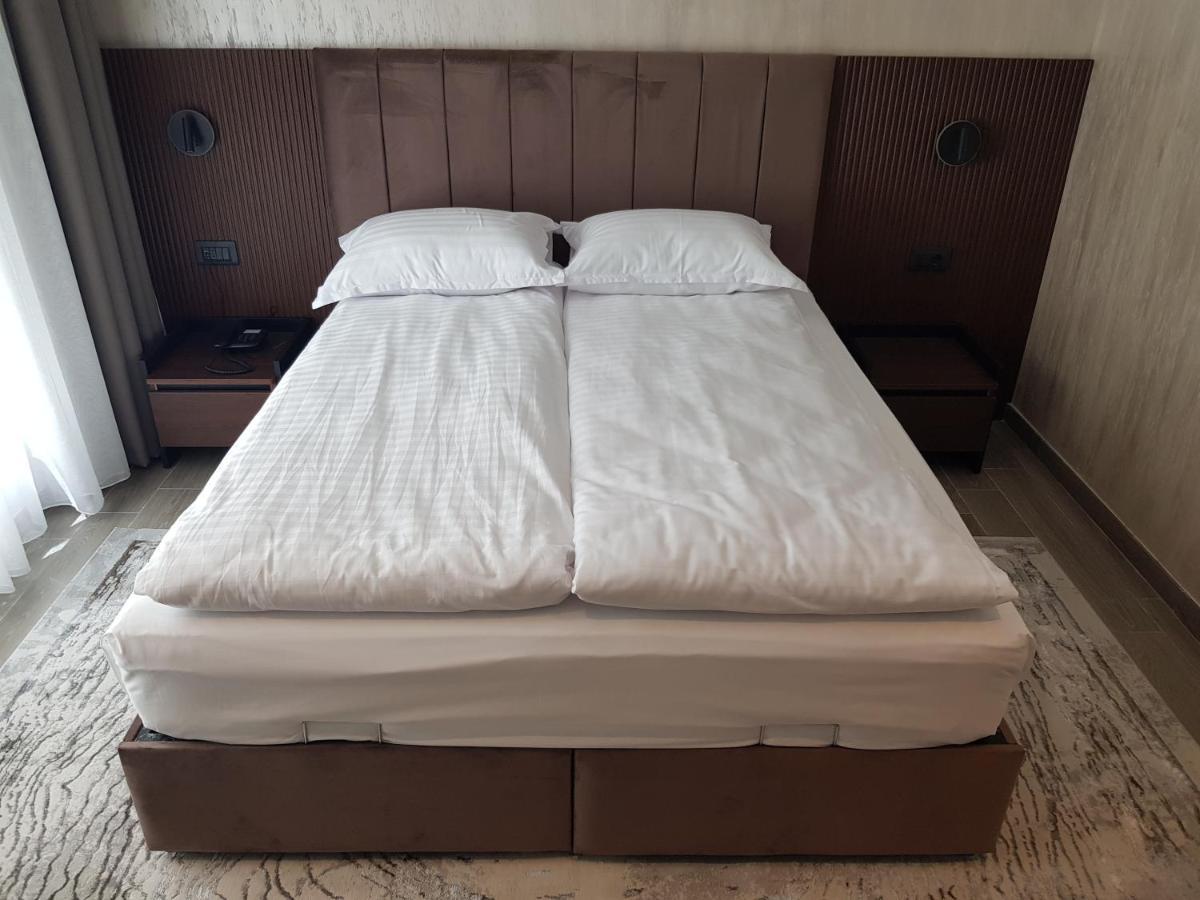My Hotel プリズレン エクステリア 写真