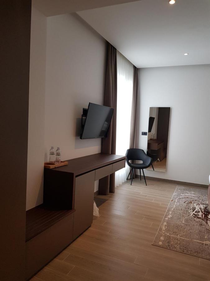My Hotel プリズレン エクステリア 写真